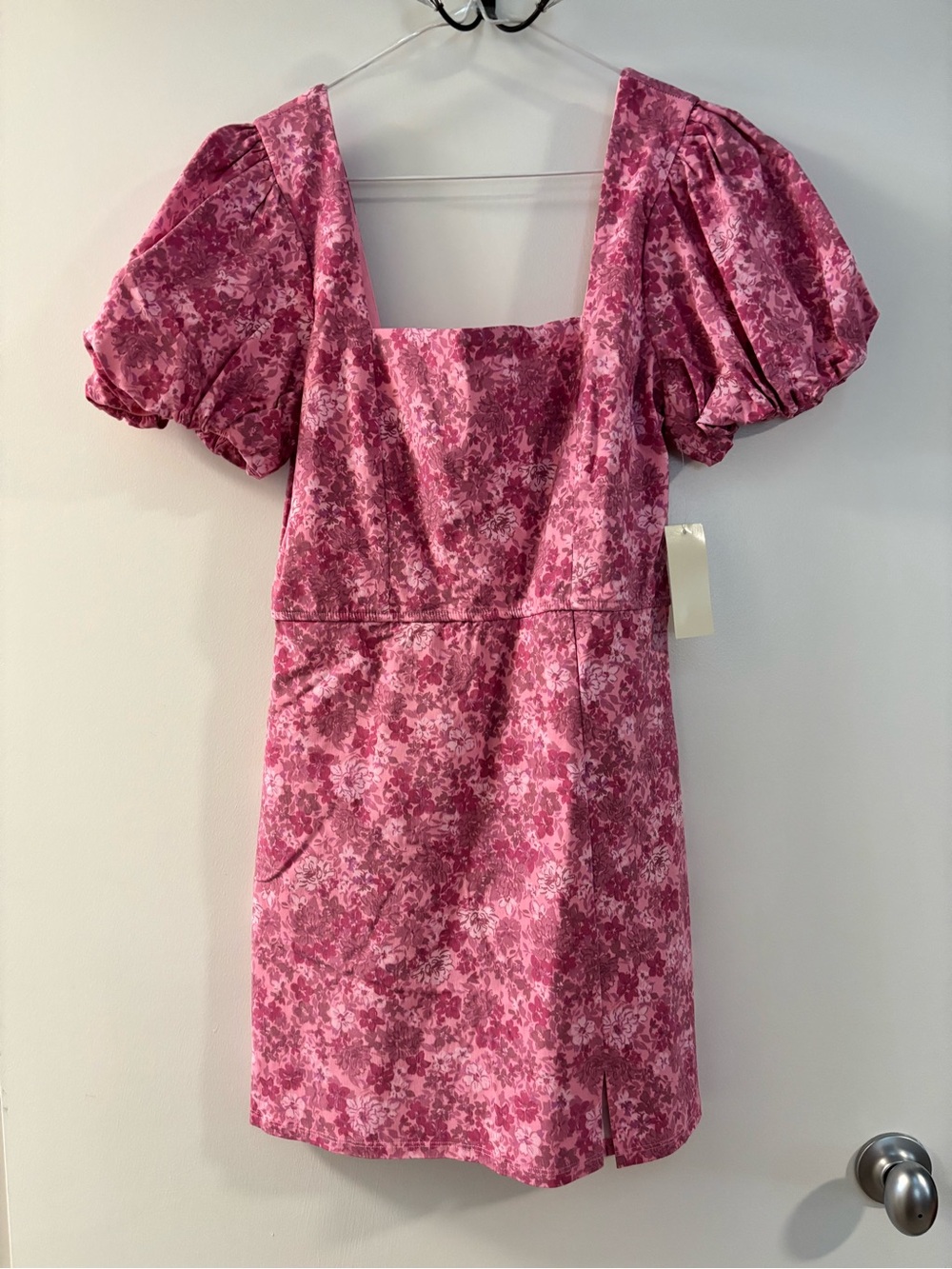 Pink Floral Puff-Sleeve Square Neck Dress